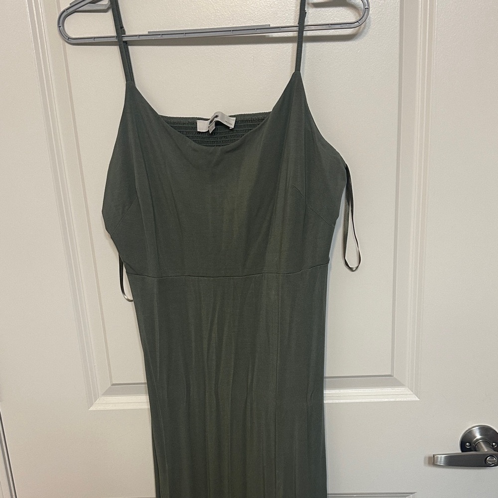 LOFT Olive Strapless Dress- 12P but good for a shorter gal as well!